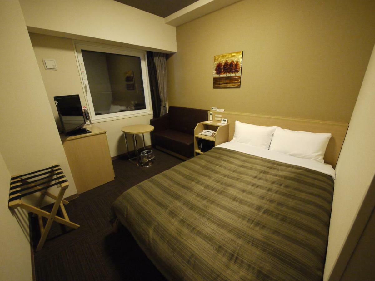 Hotel Route-Inn Kitakyushu-Wakamatsu Ekihigashi Exteriér fotografie